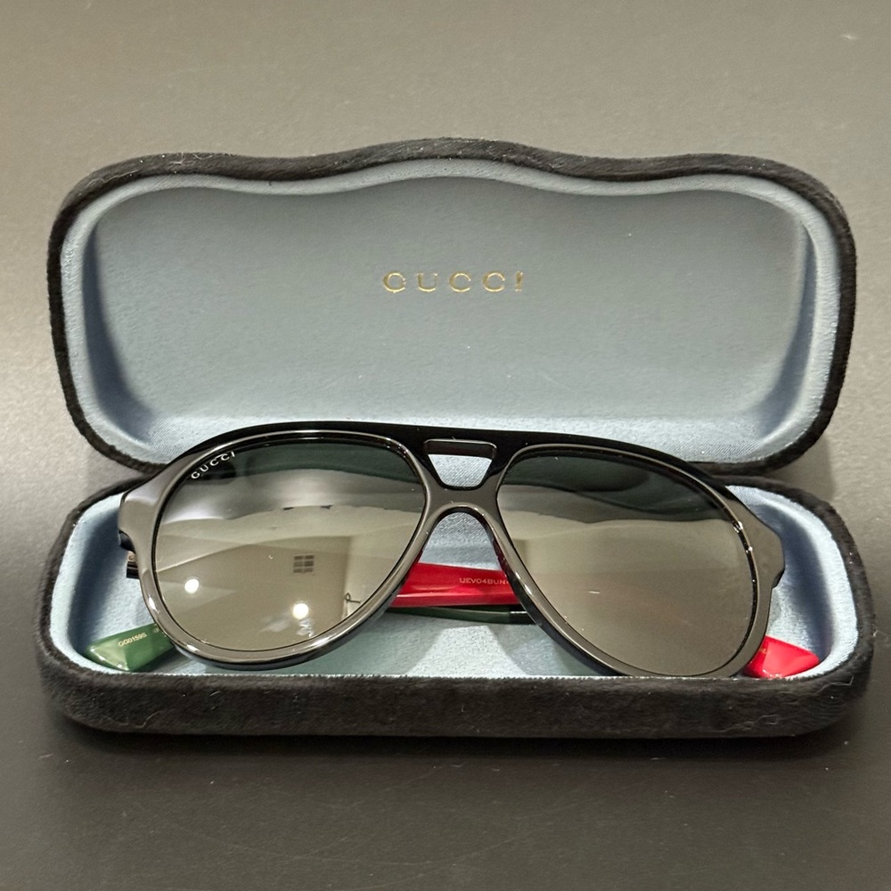 GUCCI GG0159S 003 56-14-145 Optyl Black Red Green Arms Men’s Aviator Sunglasses